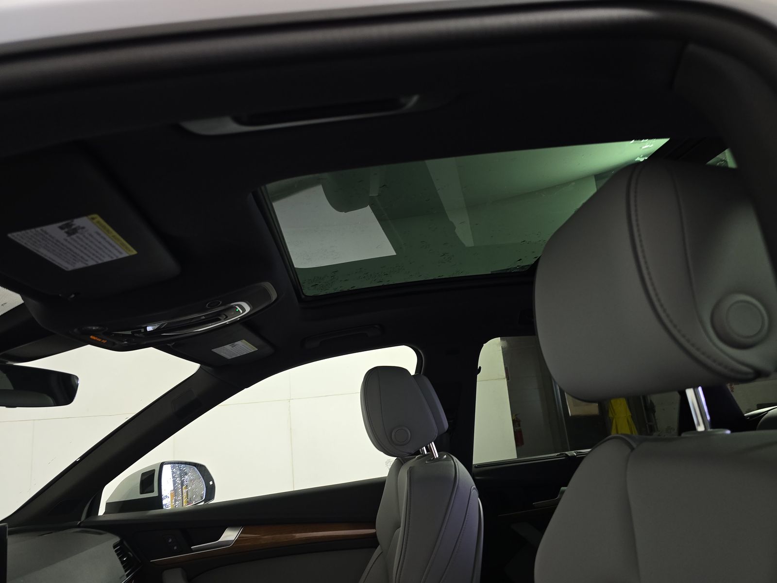 2024 Audi Q5 e Plug-In Hybrid S line Prestige AWD