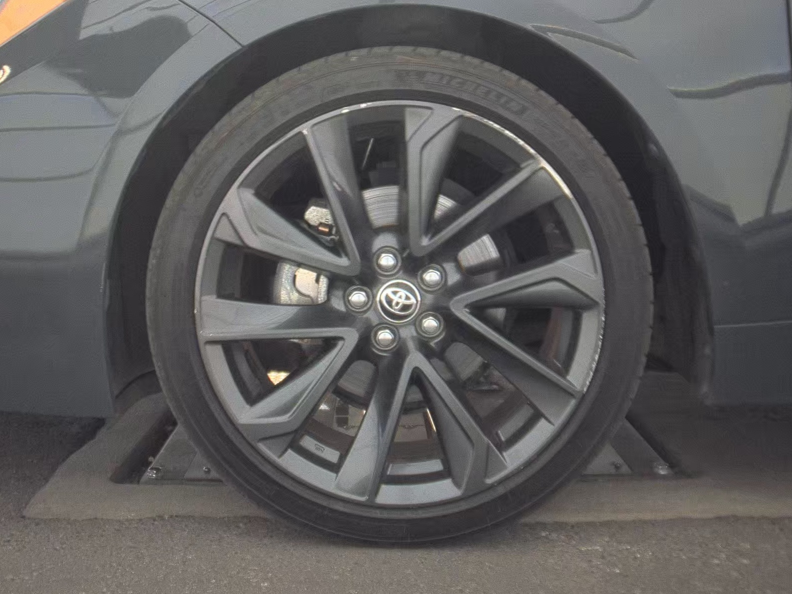 2023 Toyota Corolla Hybrid SE FWD