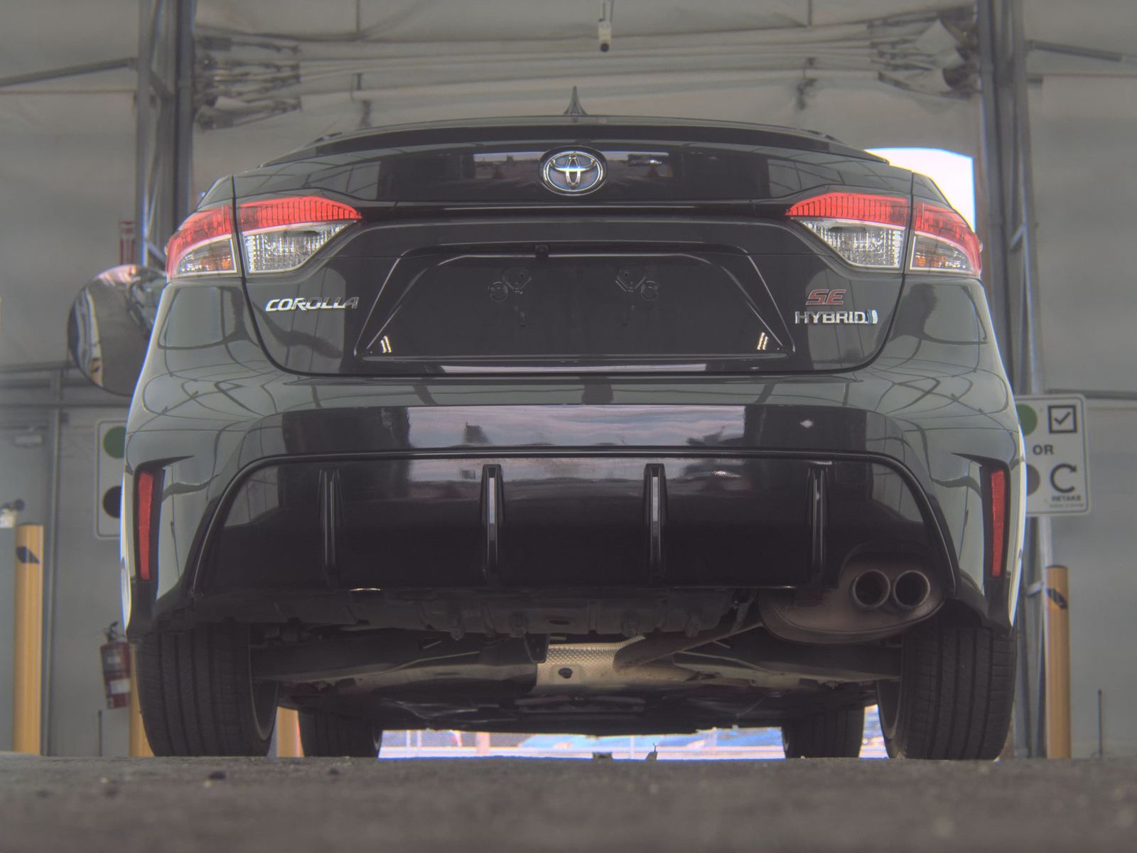 2023 Toyota Corolla Hybrid SE FWD