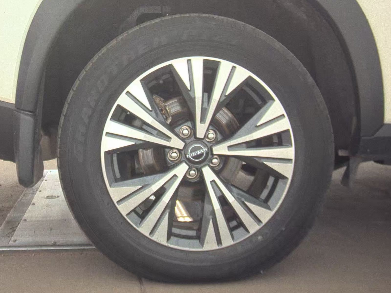 2023 Nissan Rogue SV AWD