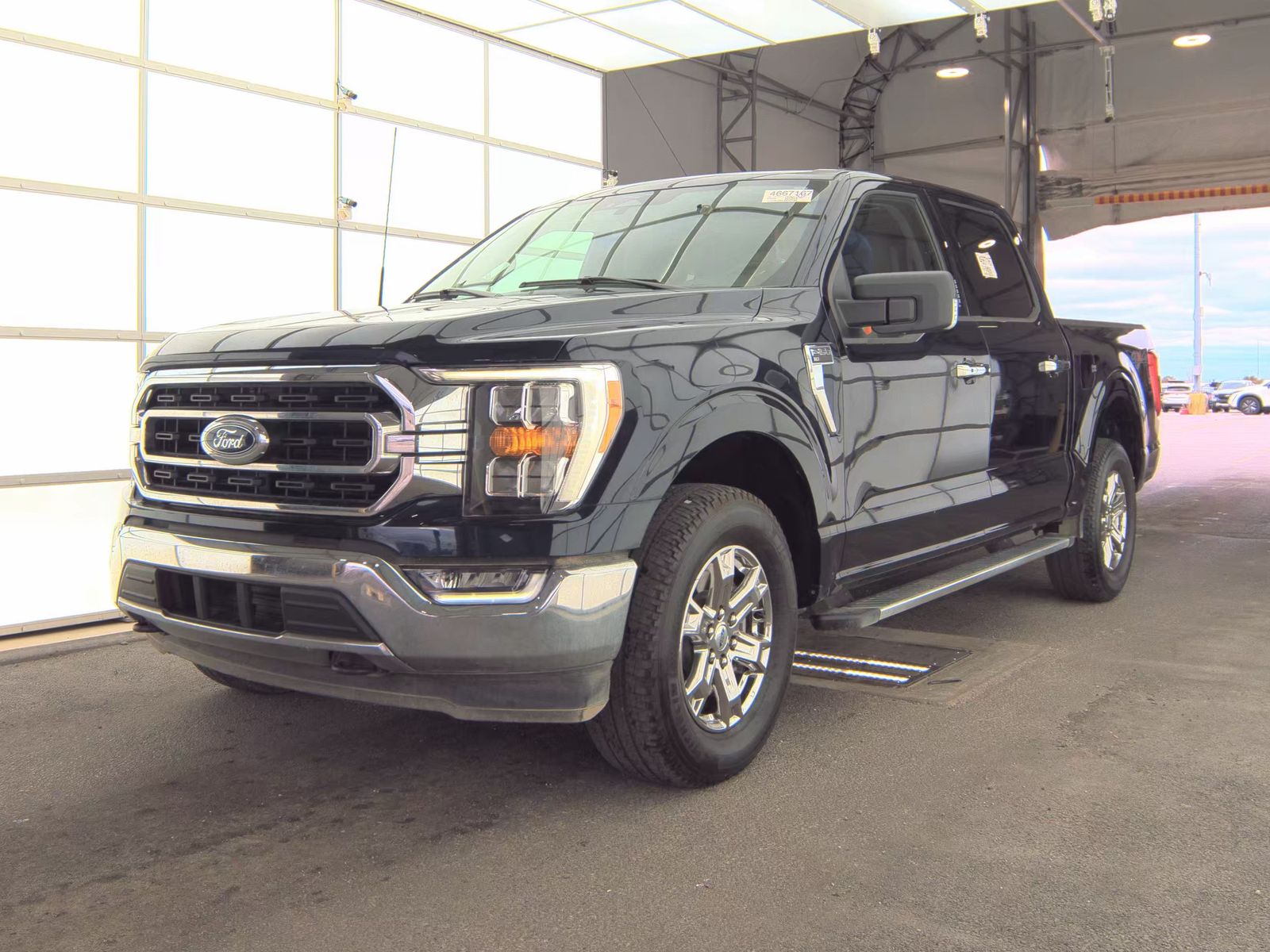 2023 Ford F-150 XLT AWD