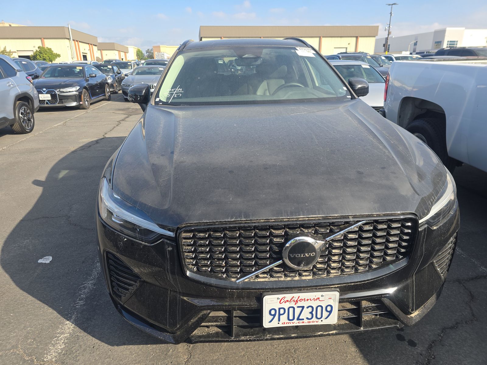 2025 Volvo XC60 B5 Plus AWD