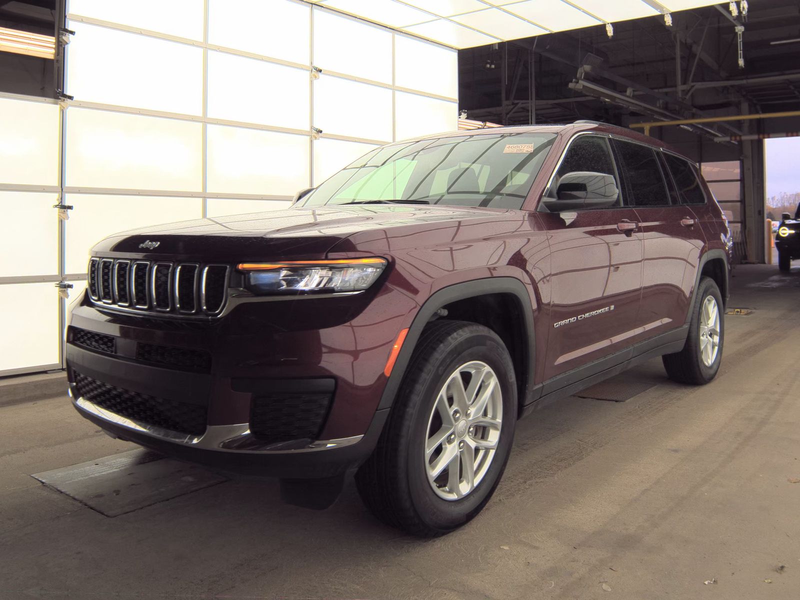 JEEP LAREDO - 1