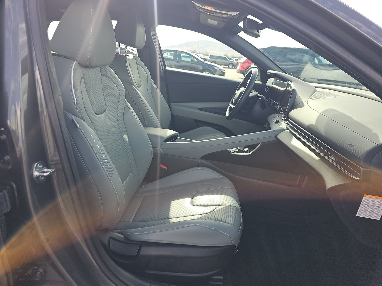 2024 Hyundai Elantra Hybrid Limited FWD