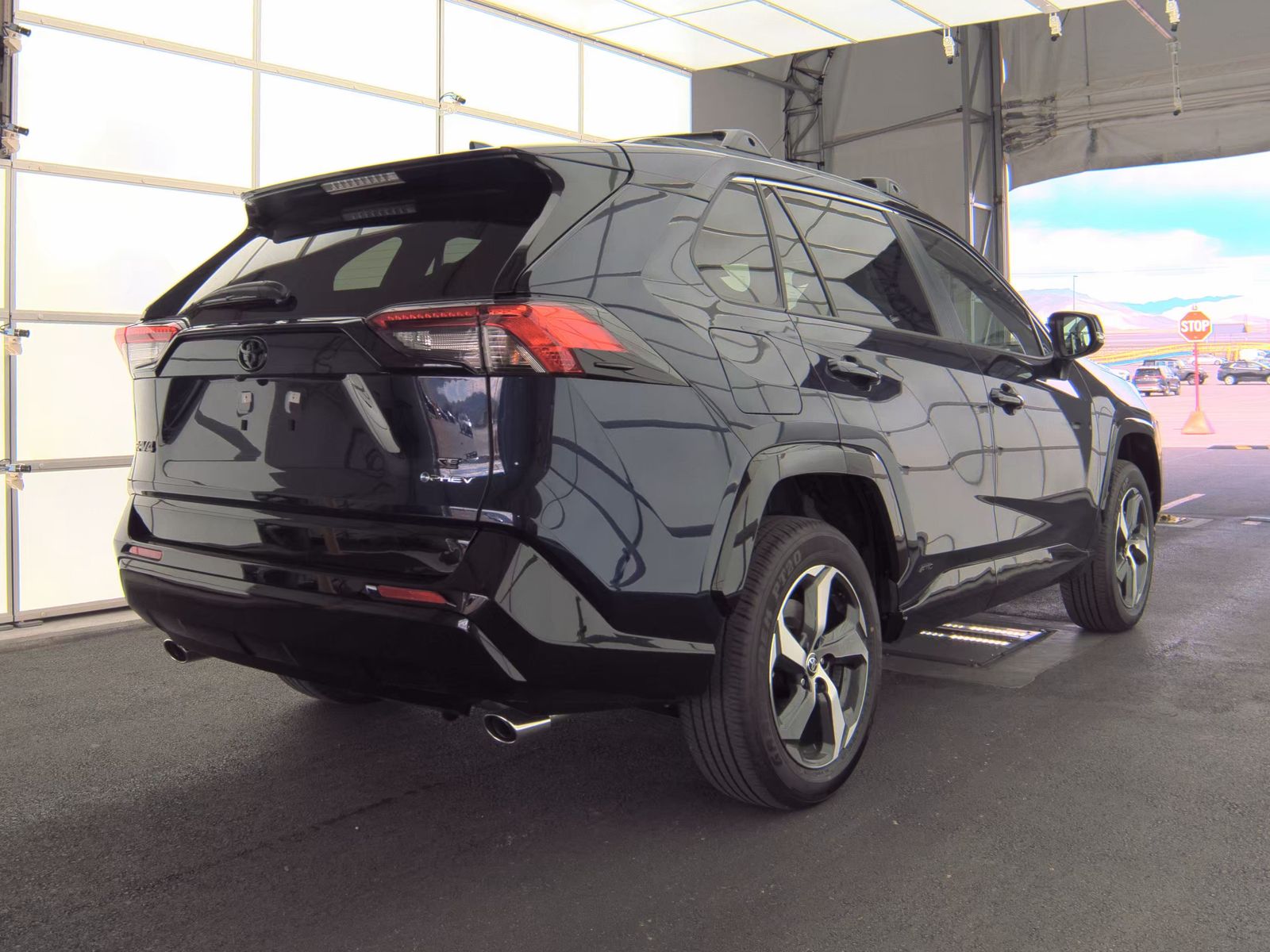 2025 Toyota RAV4 Plug-In Hybrid SE AWD