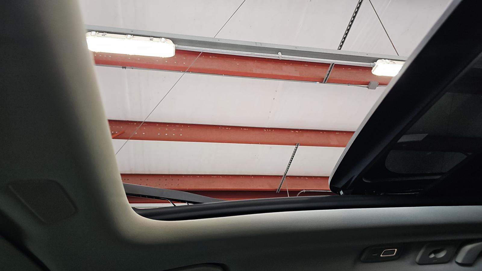 2022 Volvo XC60 B5 Momentum FWD