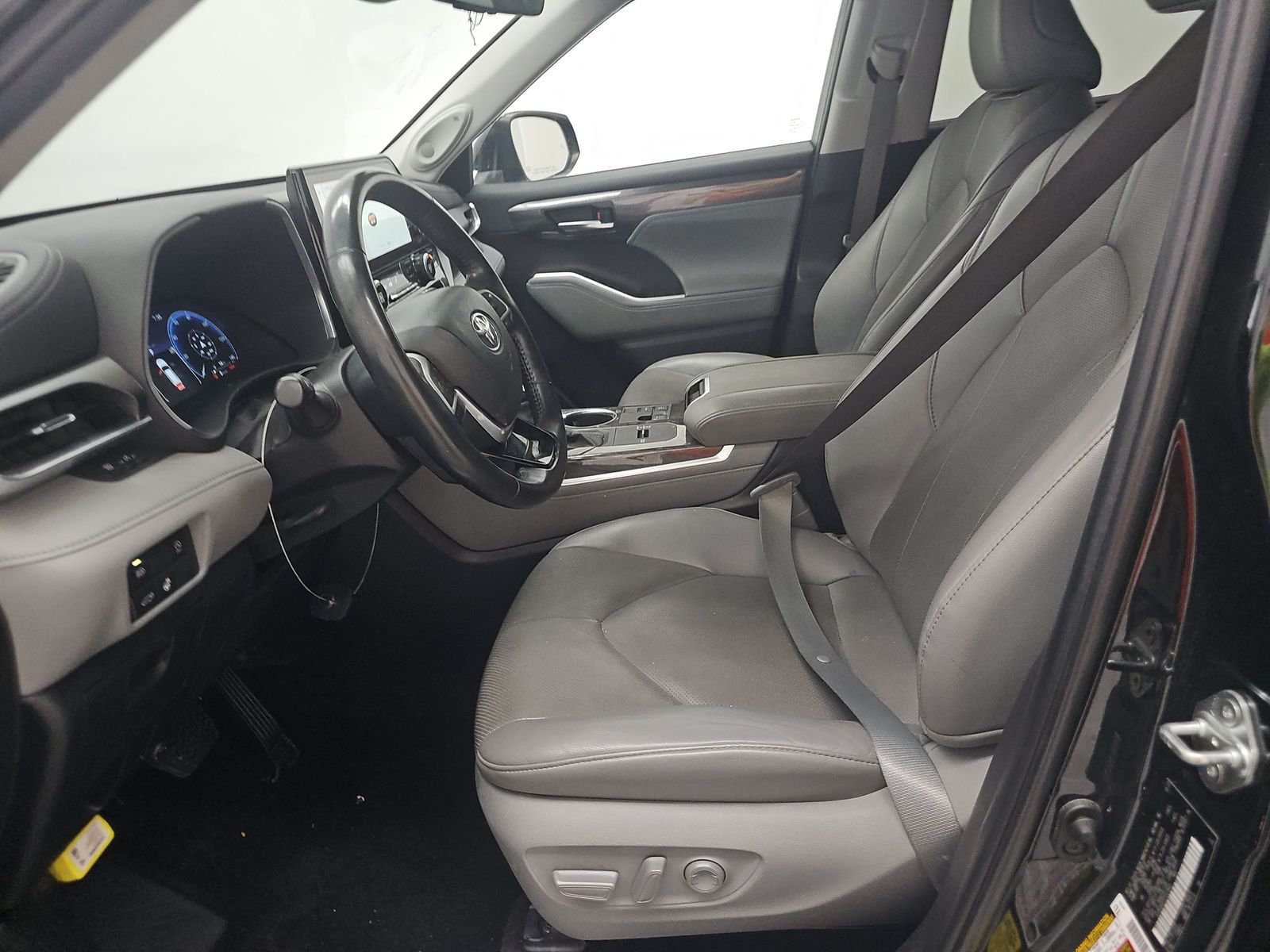 2023 Toyota Highlander Limited FWD