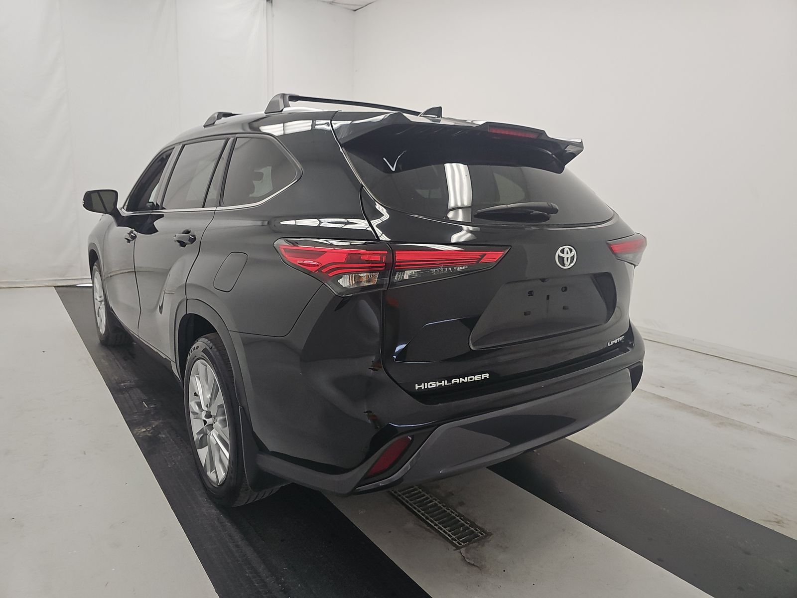 2023 Toyota Highlander Limited FWD