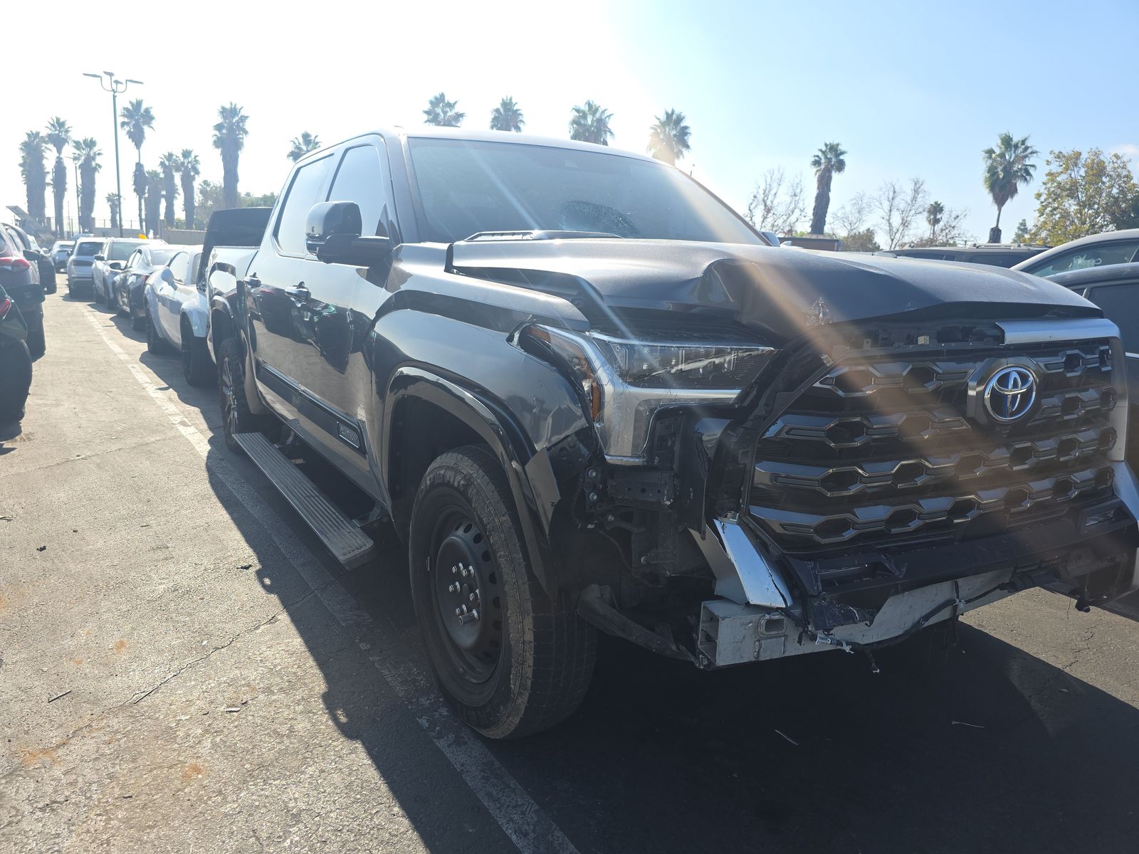 2023 Toyota Tundra Hybrid Platinum AWD