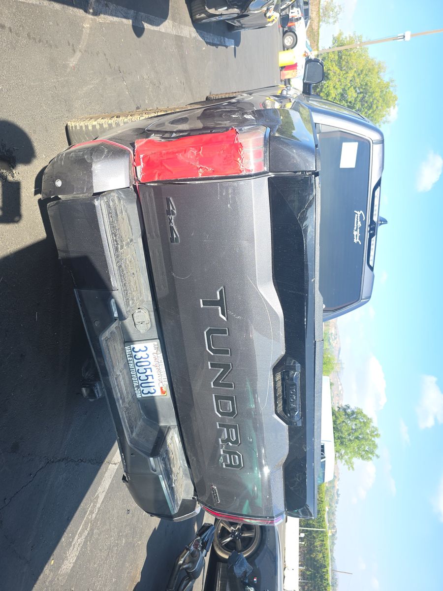 2023 Toyota Tundra Hybrid Platinum AWD