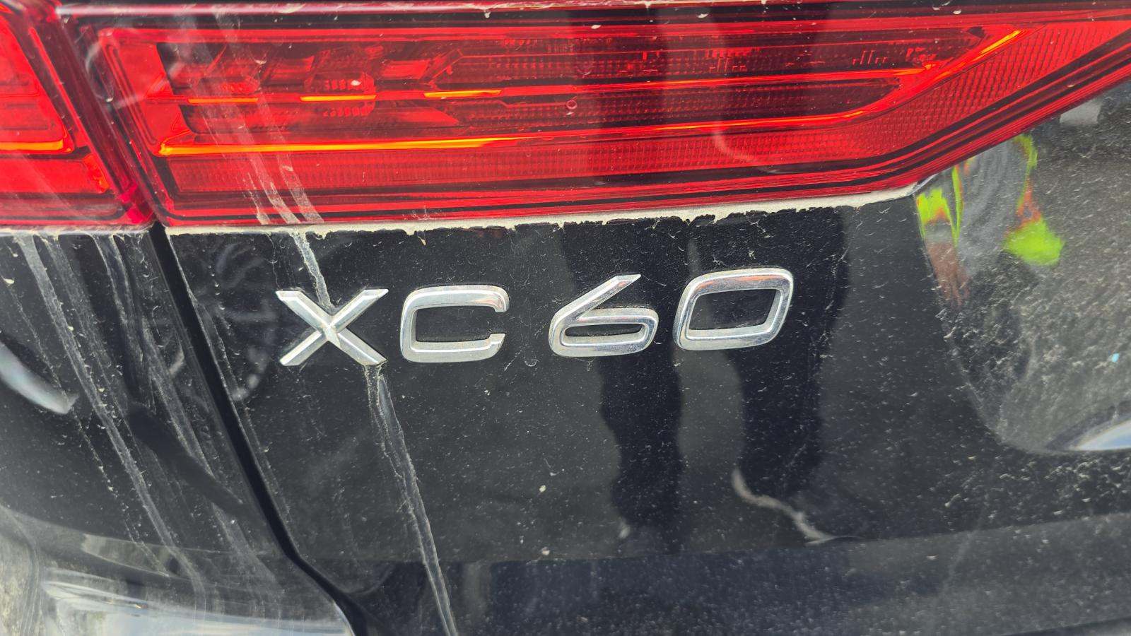 2025 Volvo XC60 B5 Plus AWD