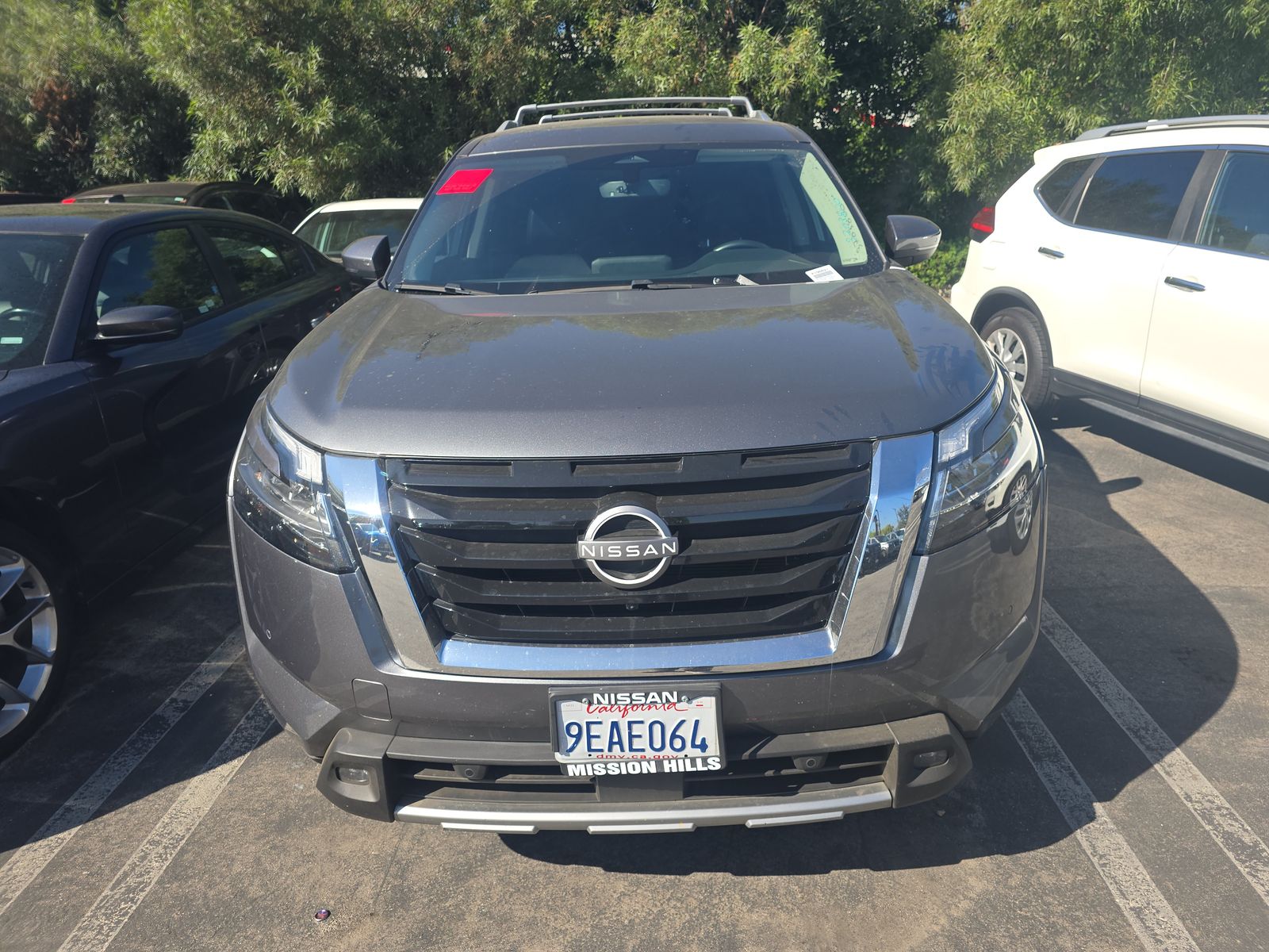 2023 Nissan Pathfinder SL FWD