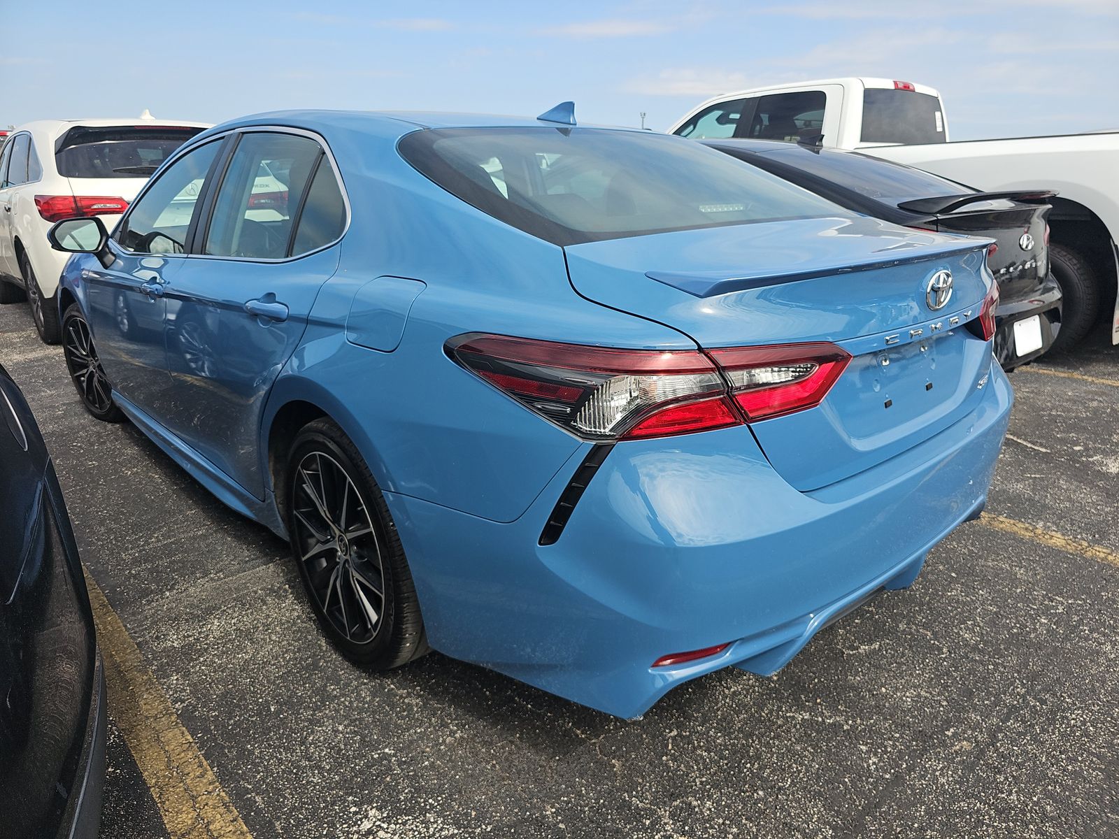 2024 Toyota Camry SE FWD