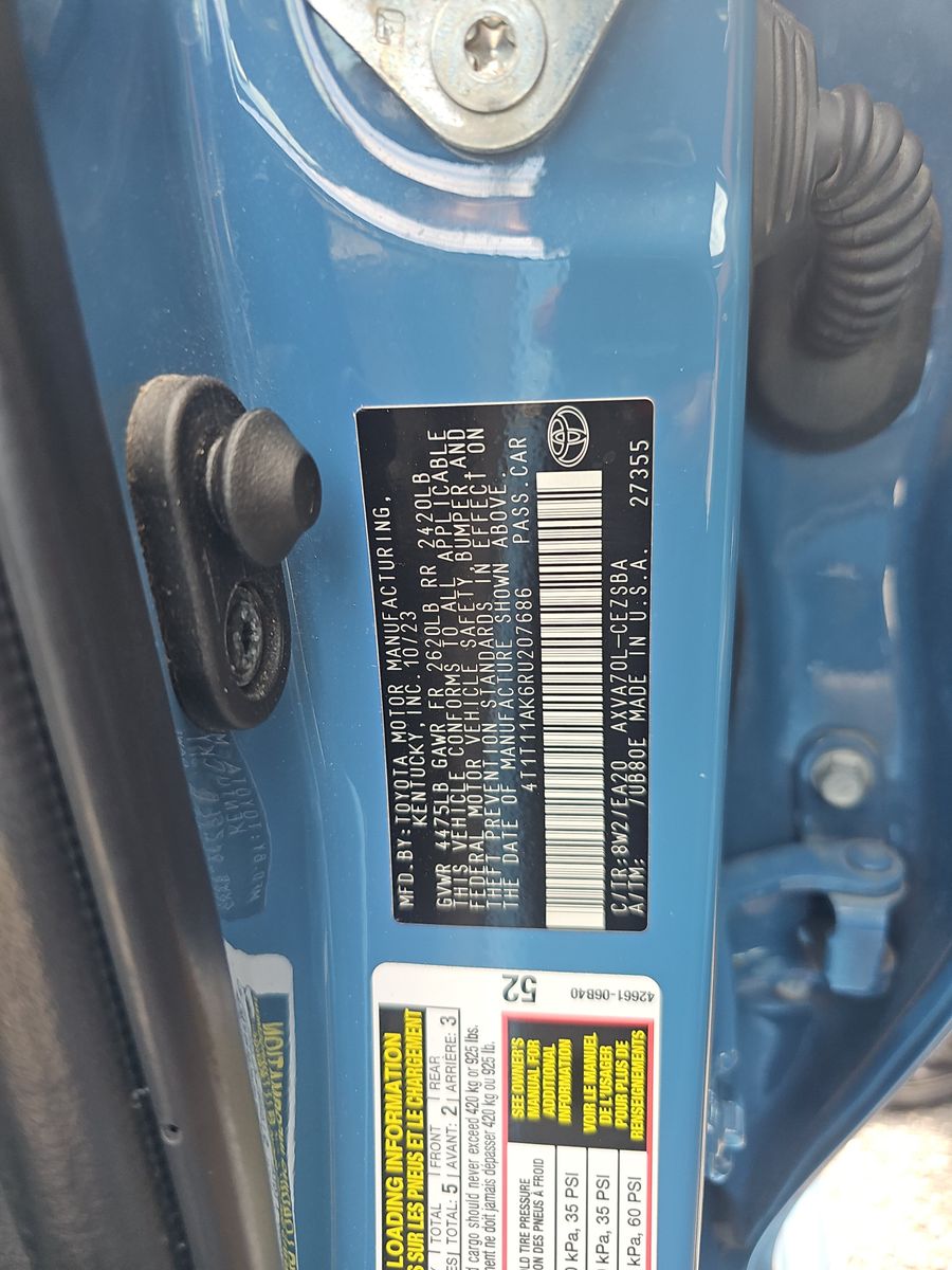 2024 Toyota Camry SE FWD