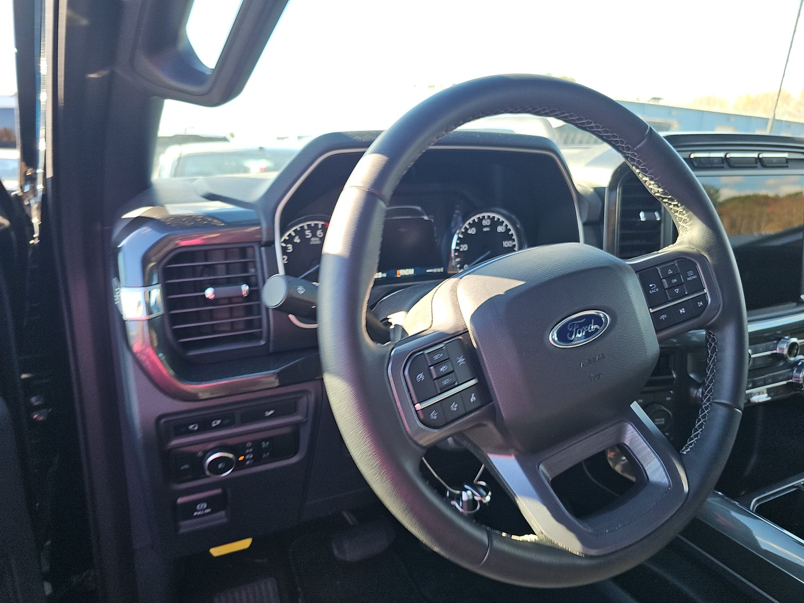 2023 Ford F-150 XLT AWD