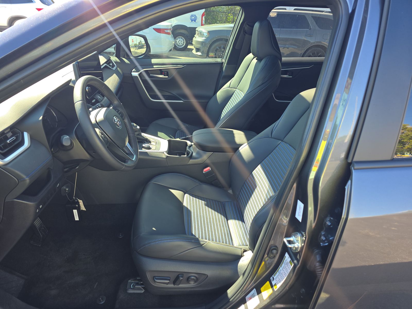 2025 Toyota RAV4 Hybrid XSE AWD