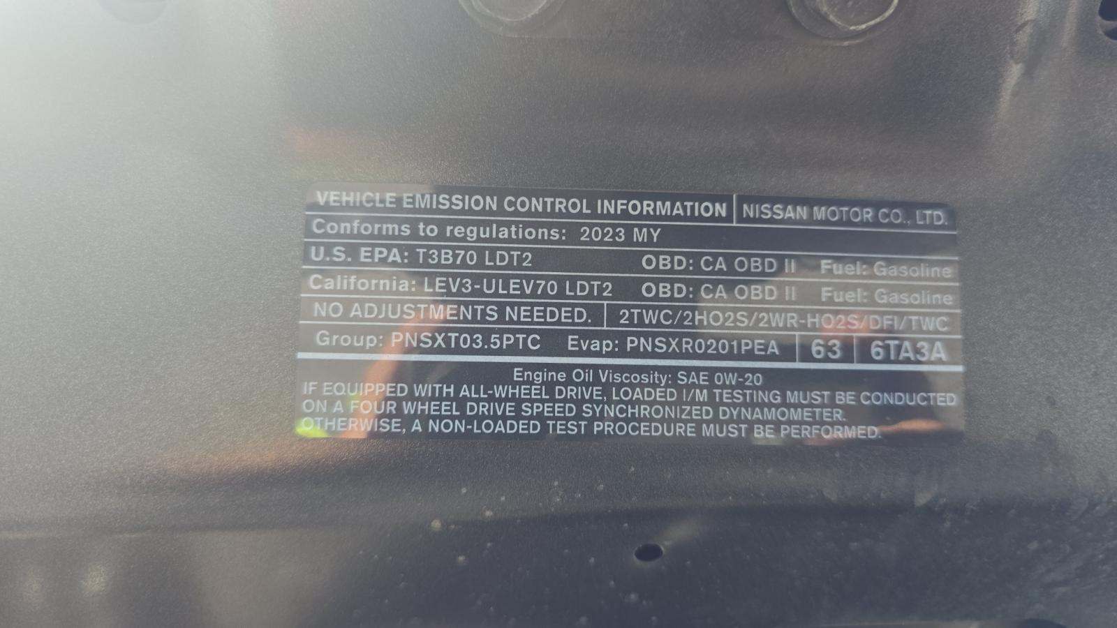 2023 Nissan Pathfinder SL FWD