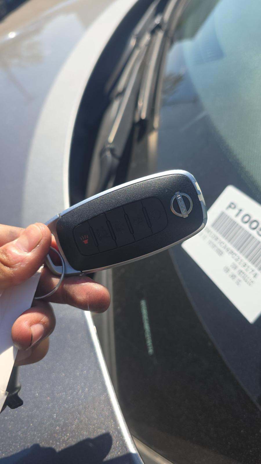 2023 Nissan Pathfinder SL FWD