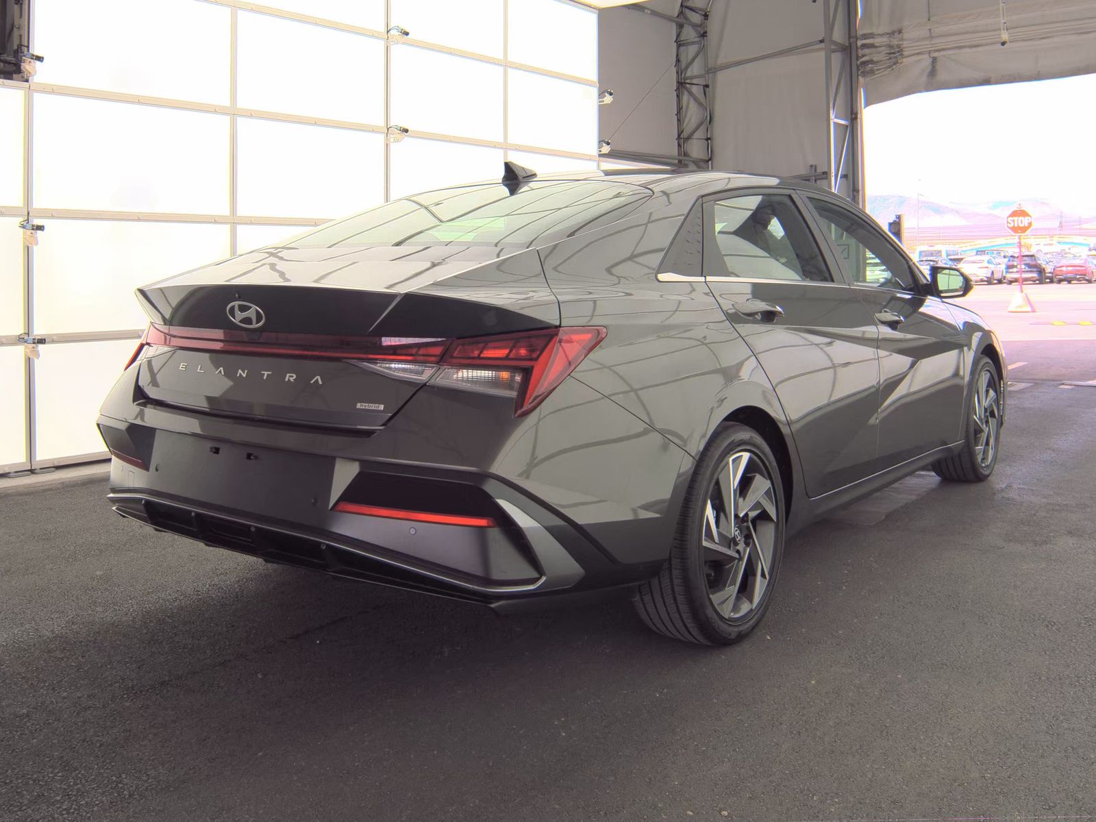 2024 Hyundai Elantra Hybrid Limited FWD