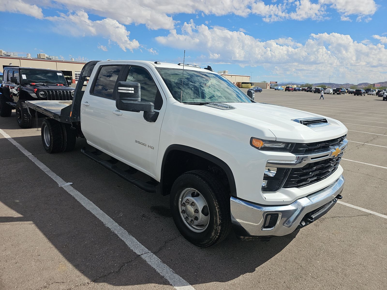 2024 Chevrolet Silverado 3500HD LT AWD