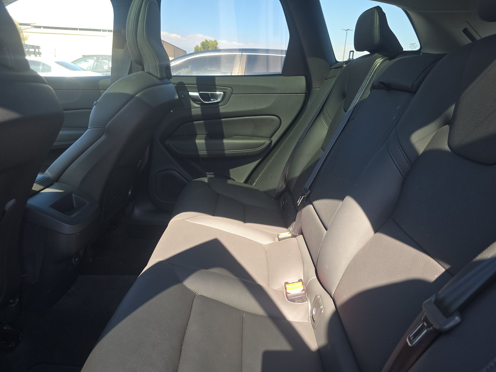 2025 Volvo XC60 B5 Plus AWD