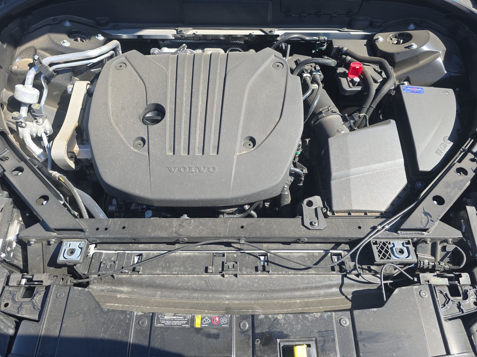 2025 Volvo XC60 B5 Plus AWD