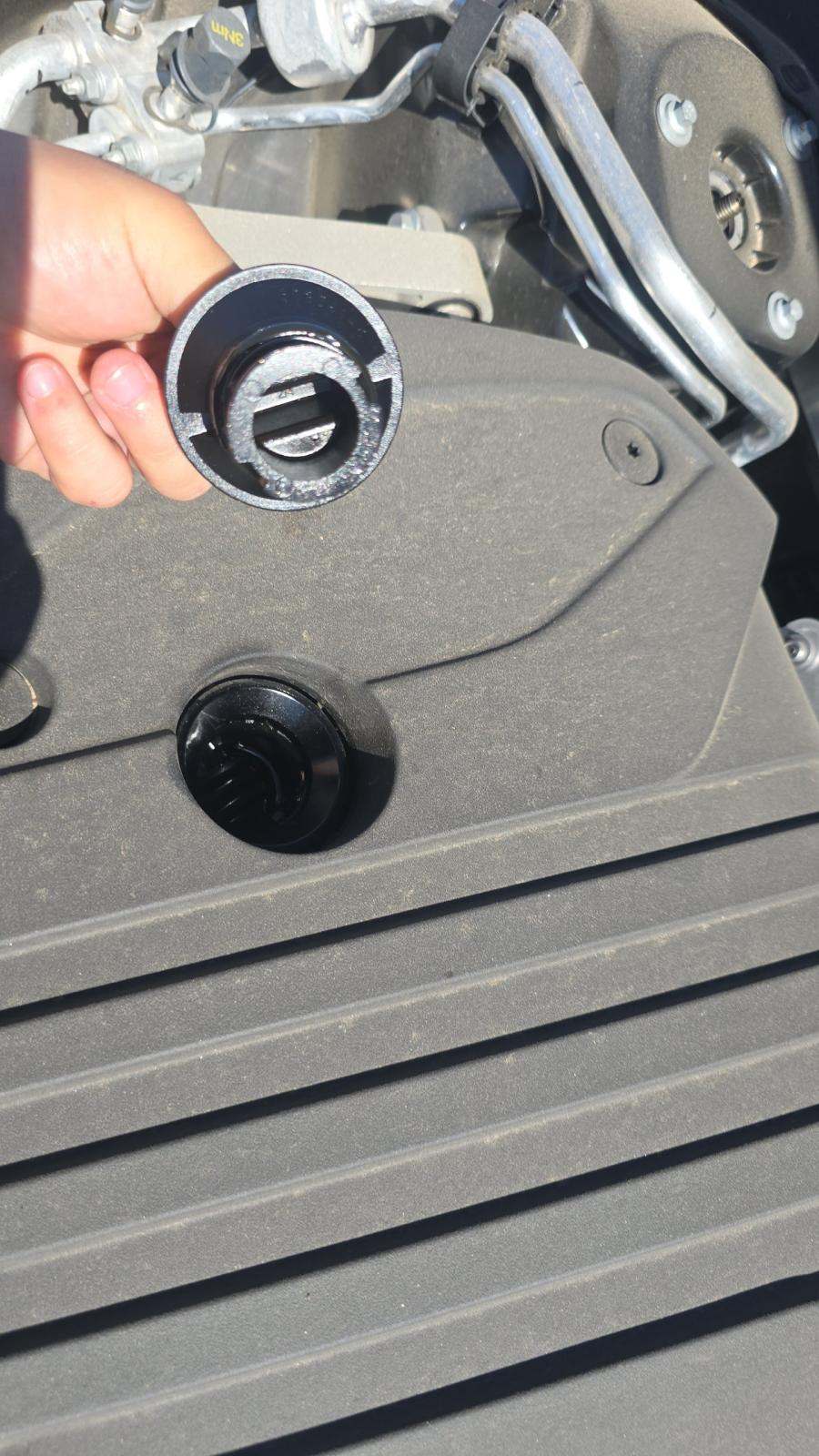 2025 Volvo XC60 B5 Plus AWD