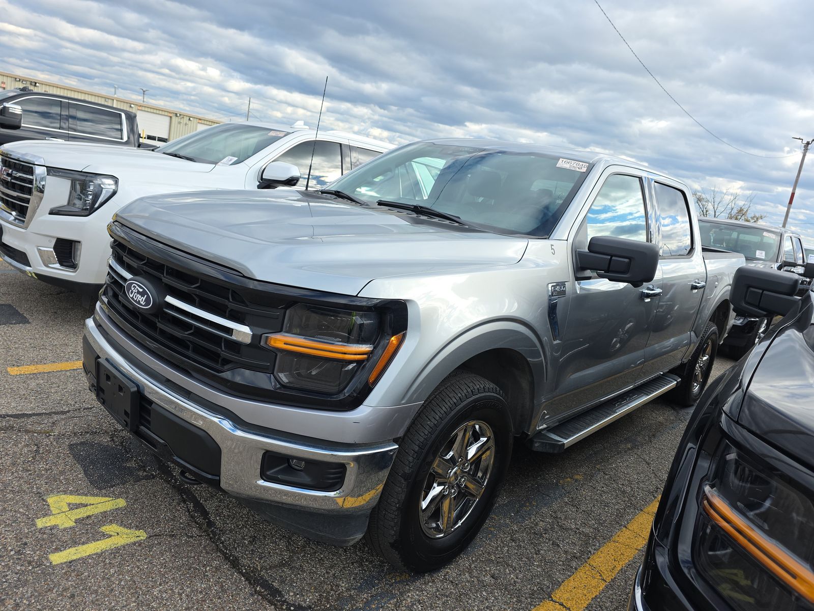 2024 Ford F-150 XLT AWD