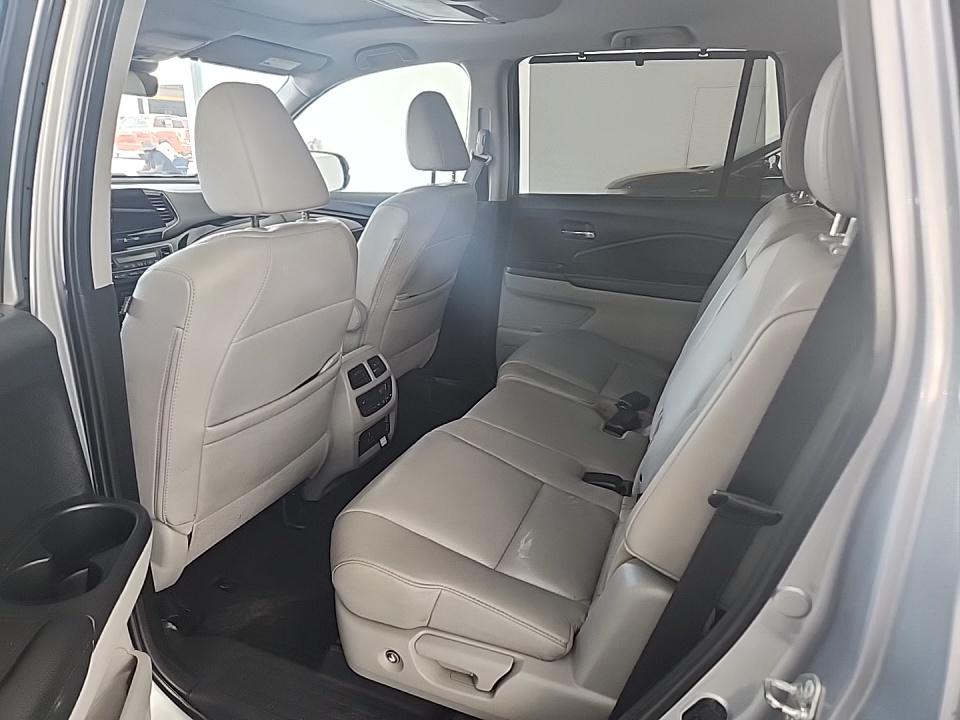 2020 Honda Pilot Touring FWD