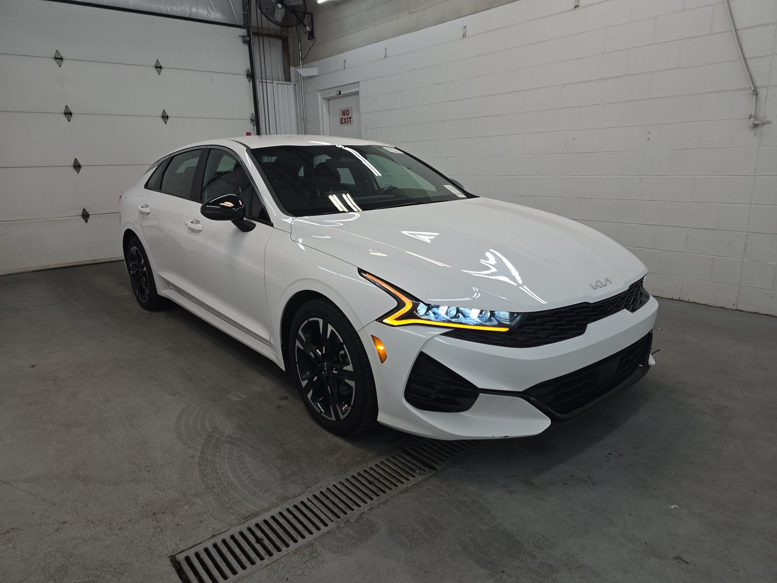 2023 Kia K5 GT-Line FWD