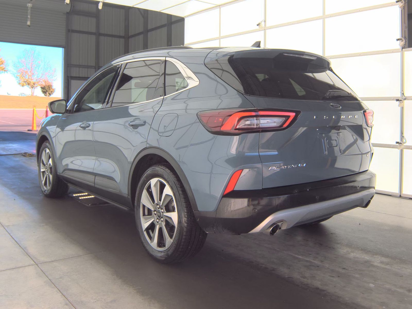 2025 Ford Escape Hybrid Platinum FWD