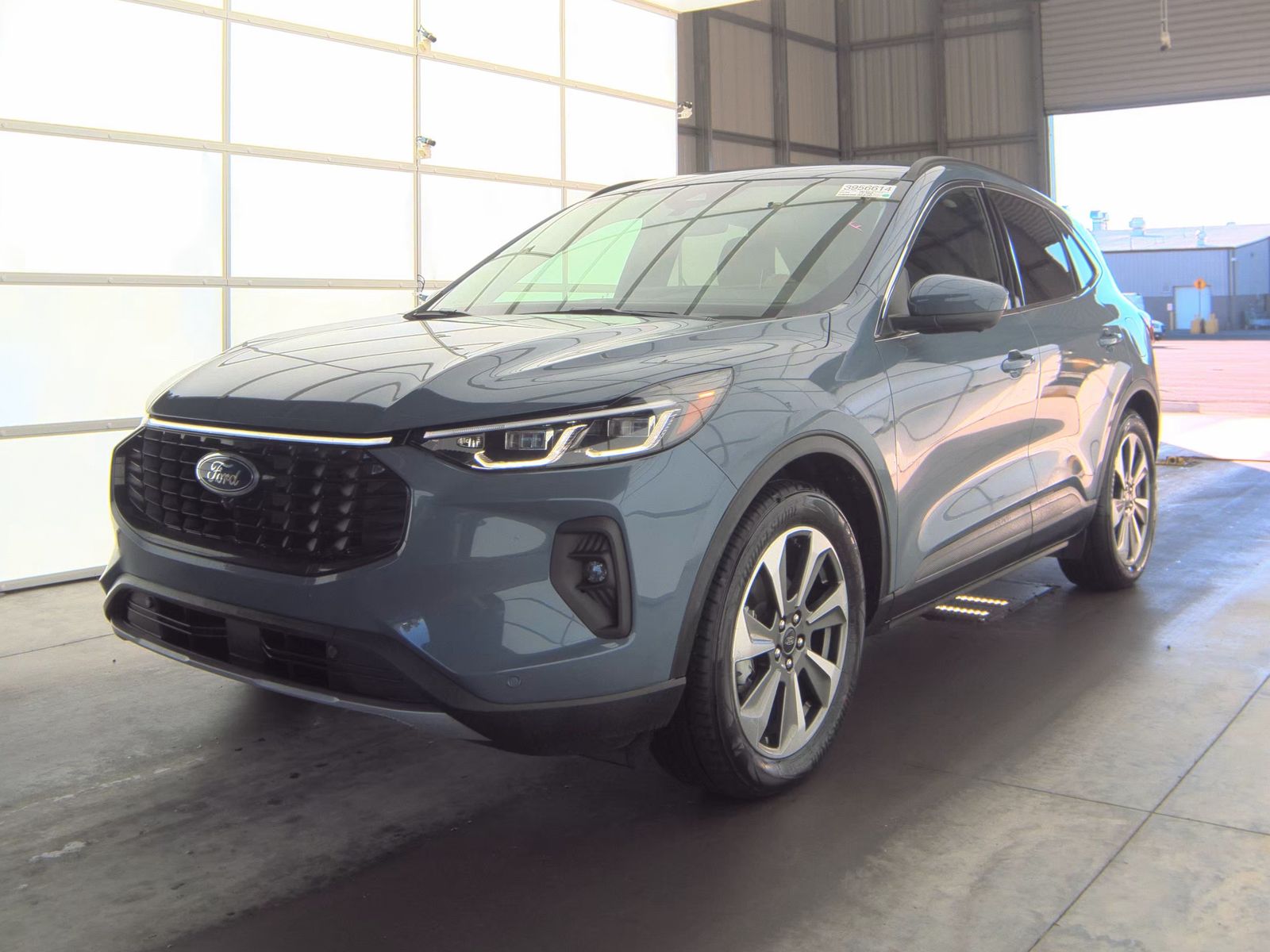 2025 Ford Escape Hybrid Platinum FWD