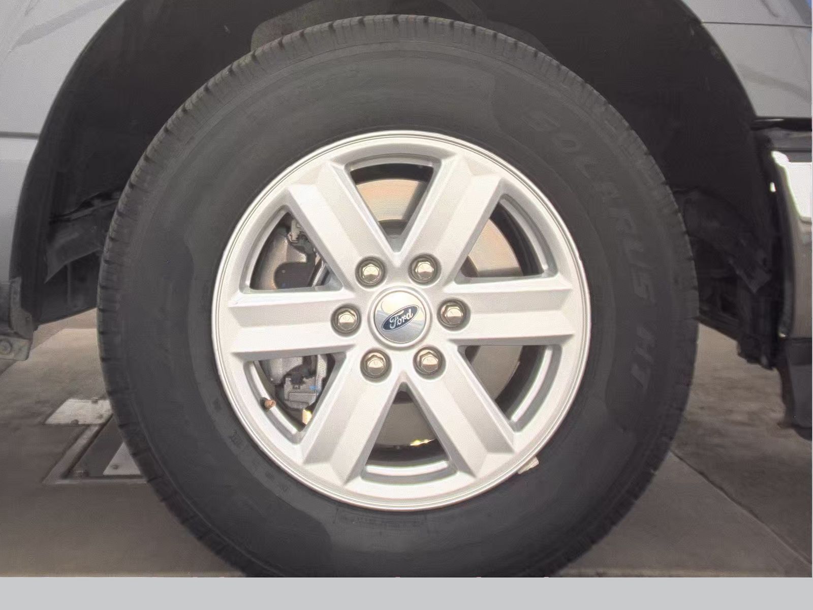 2023 Ford F-150 XLT RWD