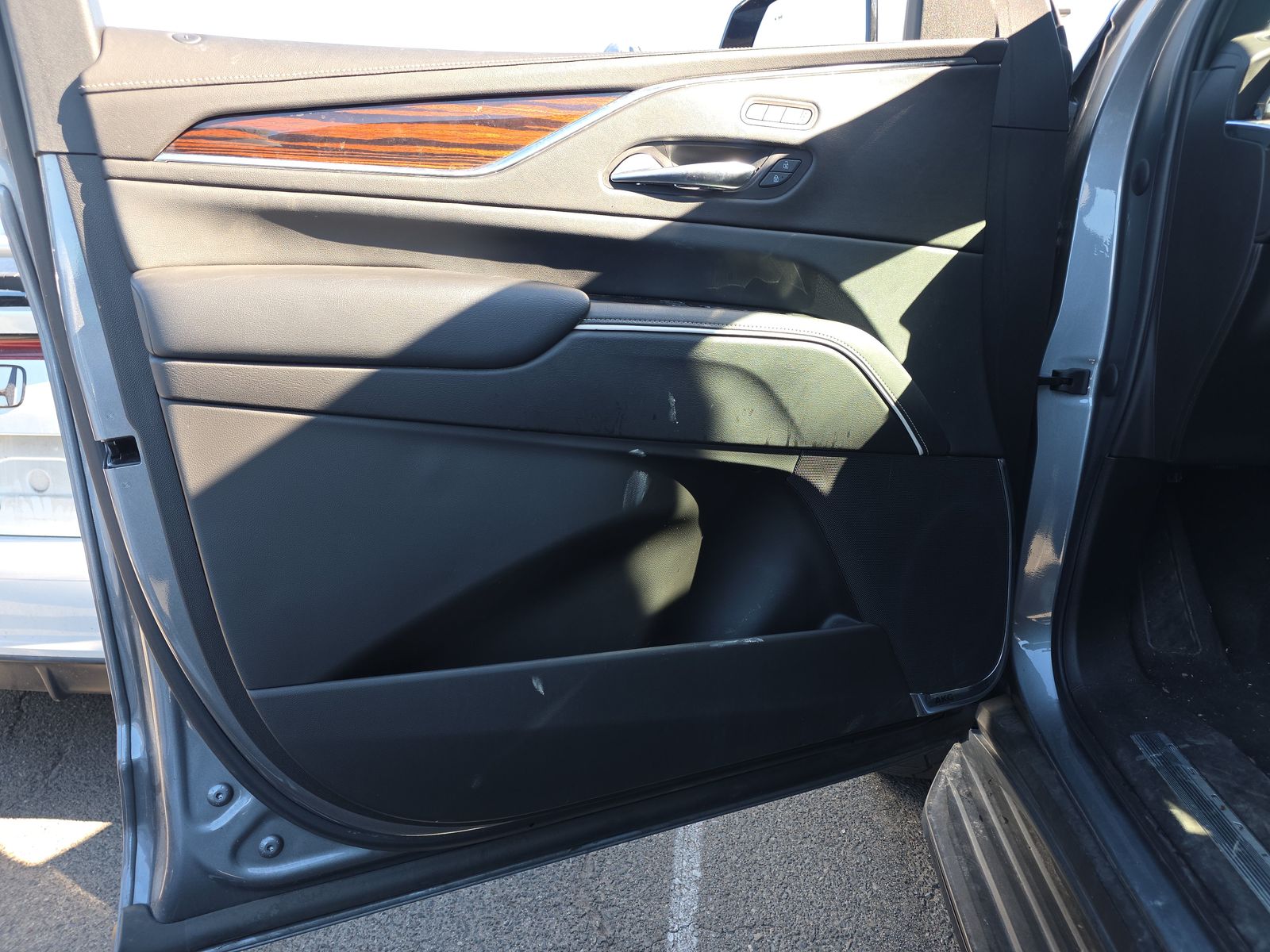 2022 Cadillac Escalade Premium Luxury RWD