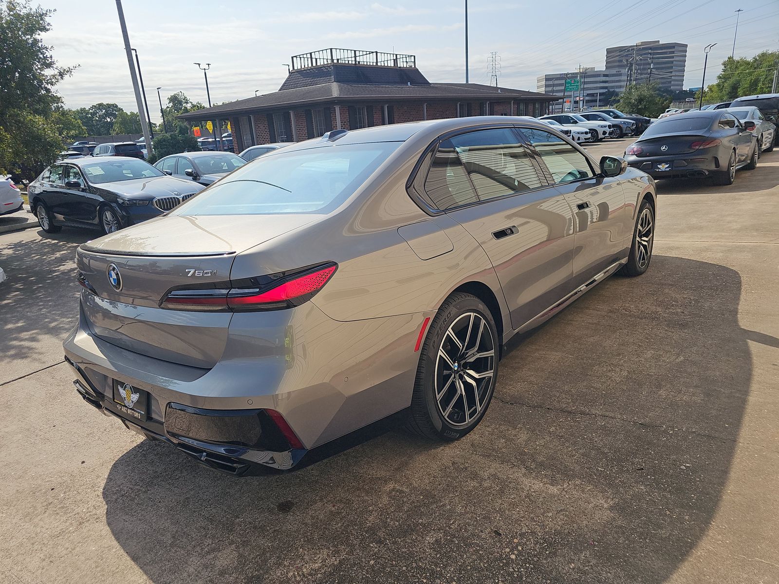 2023 BMW 7 Series 760i xDrive AWD