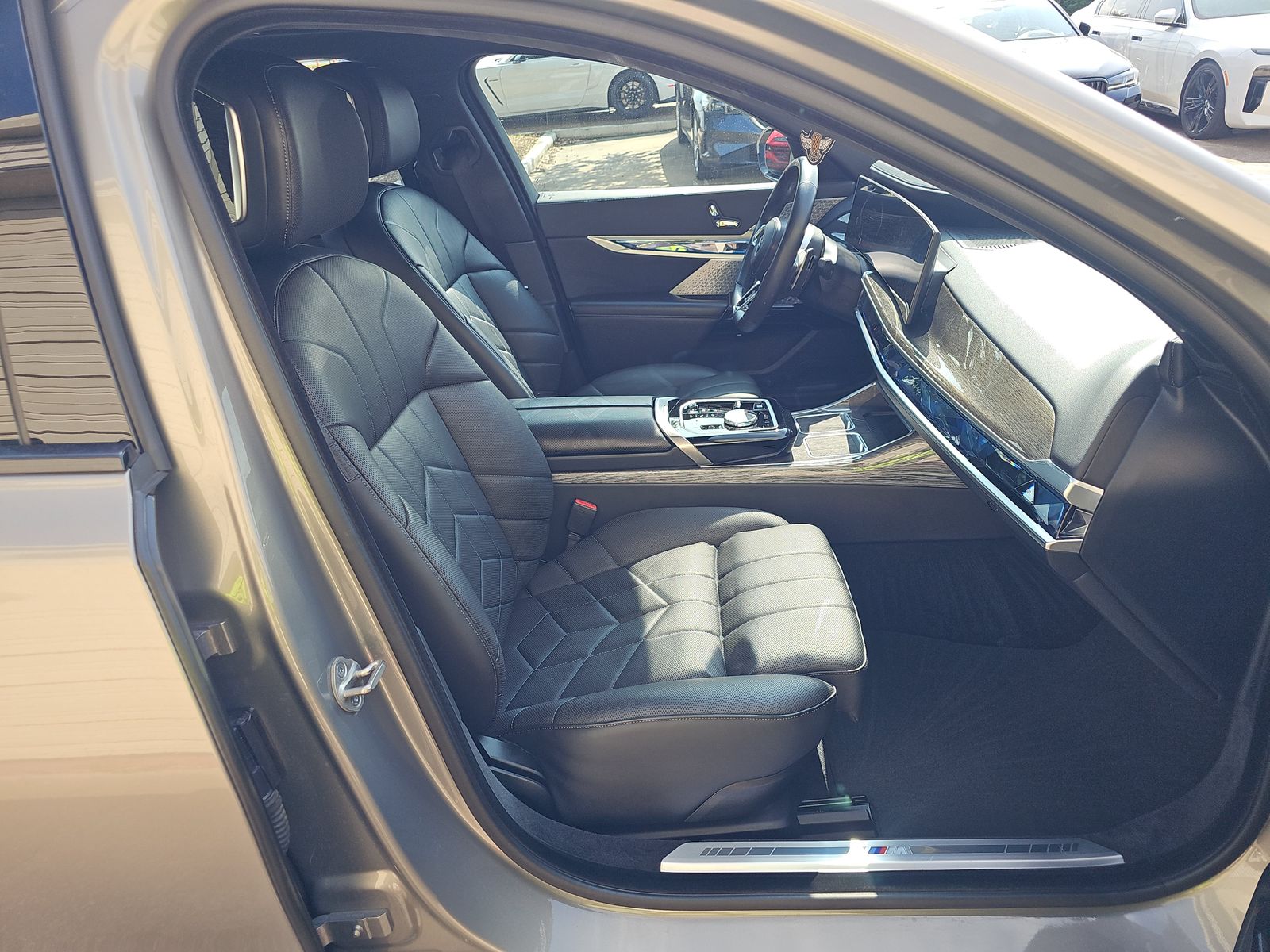 2023 BMW 7 Series 760i xDrive AWD