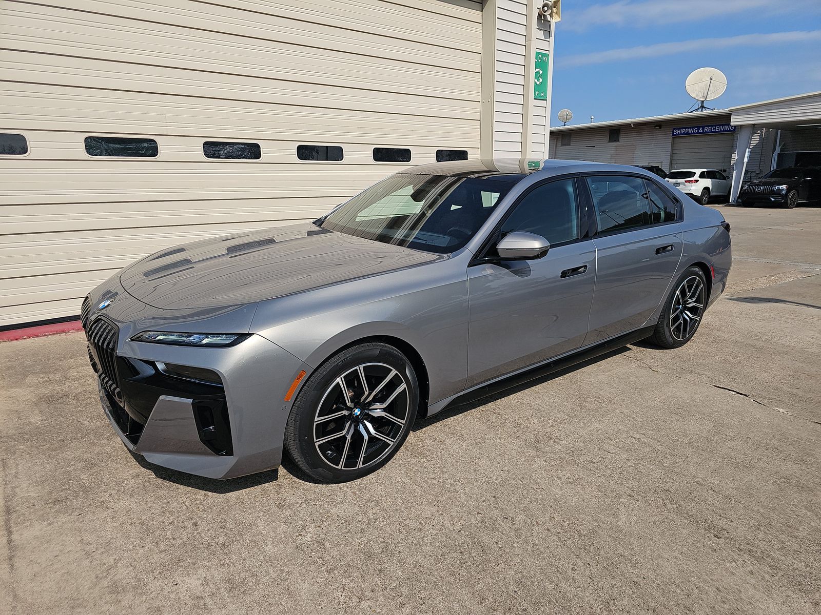 2023 BMW 7 Series 760i xDrive AWD