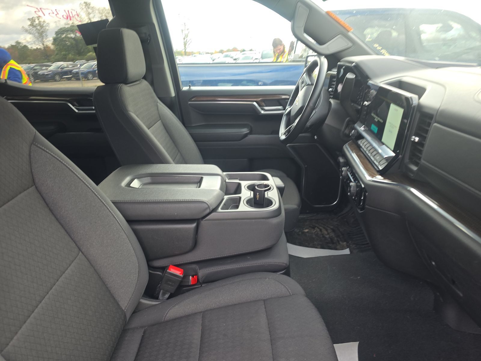 2025 Chevrolet Silverado 1500 LT AWD