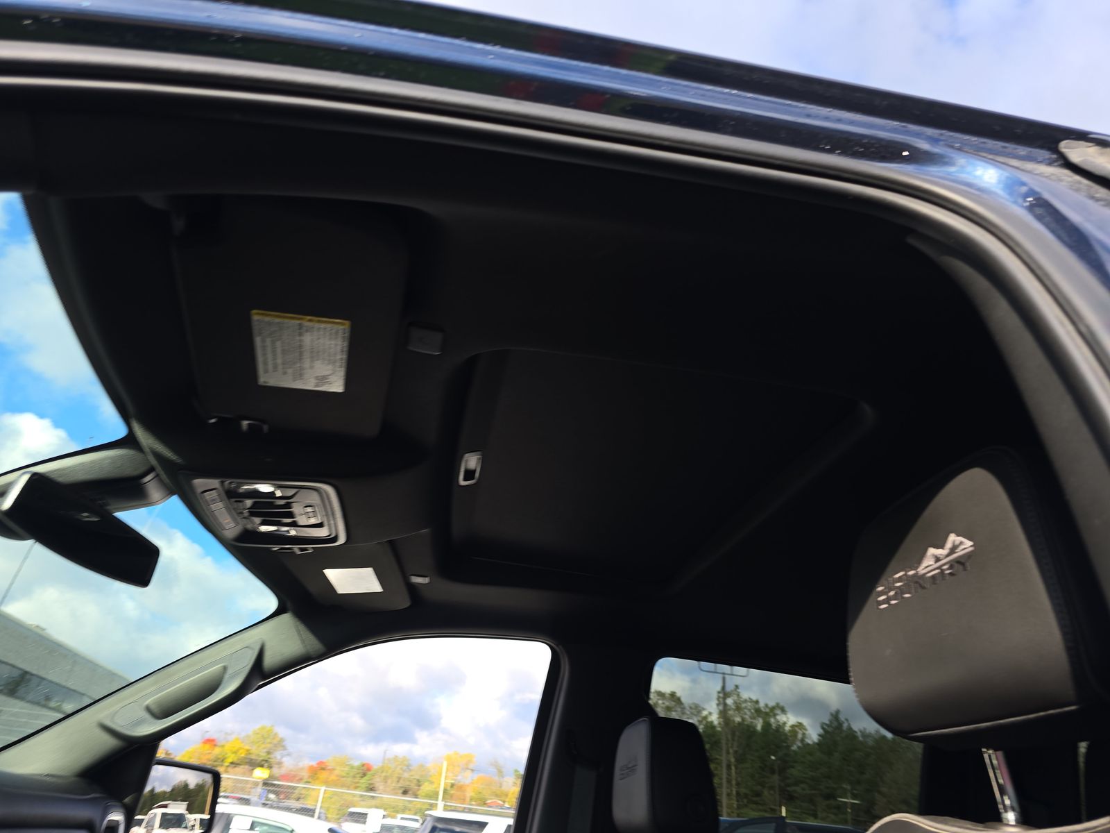 2022 Chevrolet Silverado 1500 High Country AWD