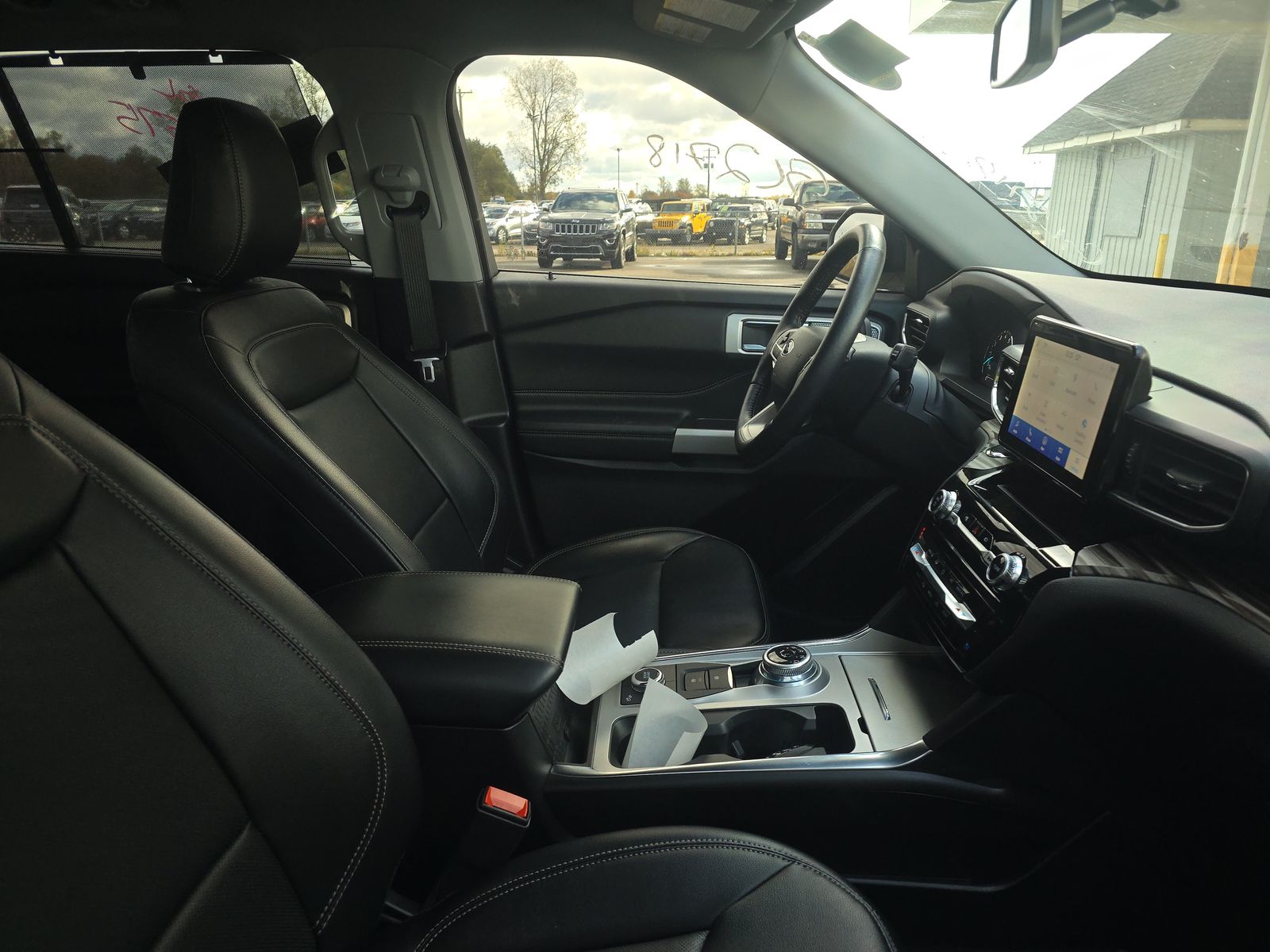 2022 Ford Explorer Hybrid Limited AWD