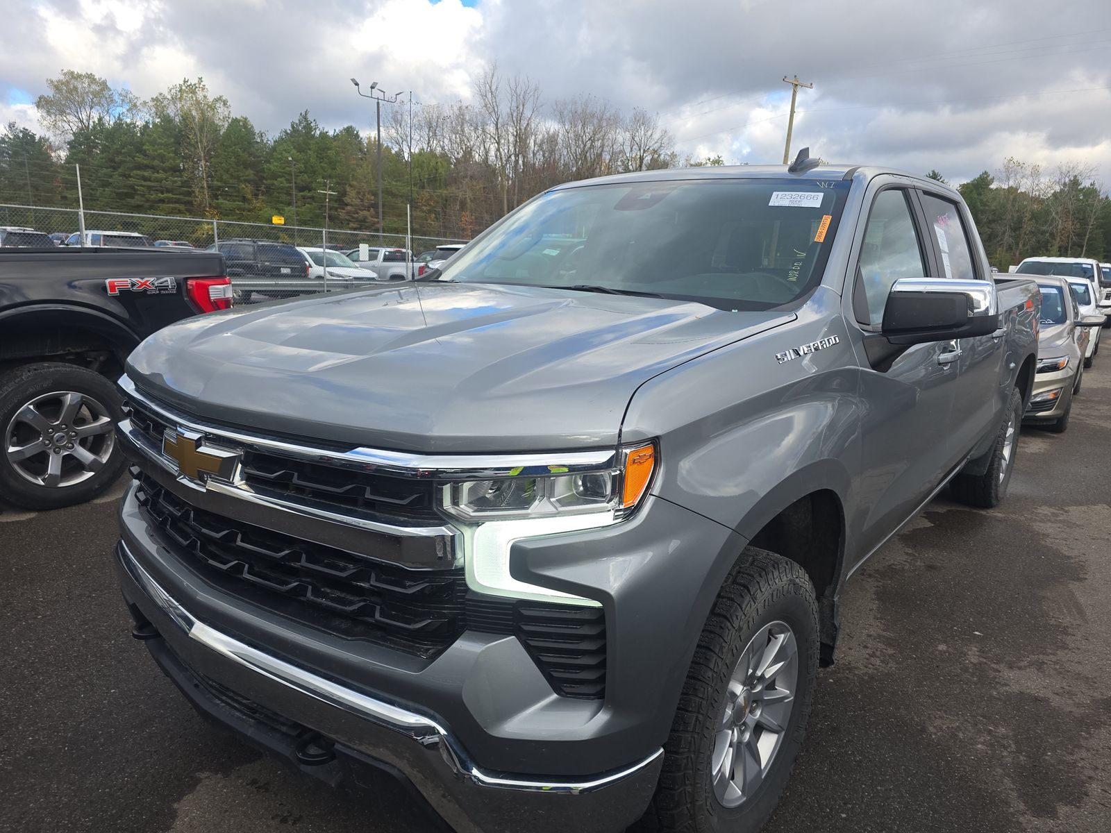 2025 Chevrolet Silverado 1500 LT AWD
