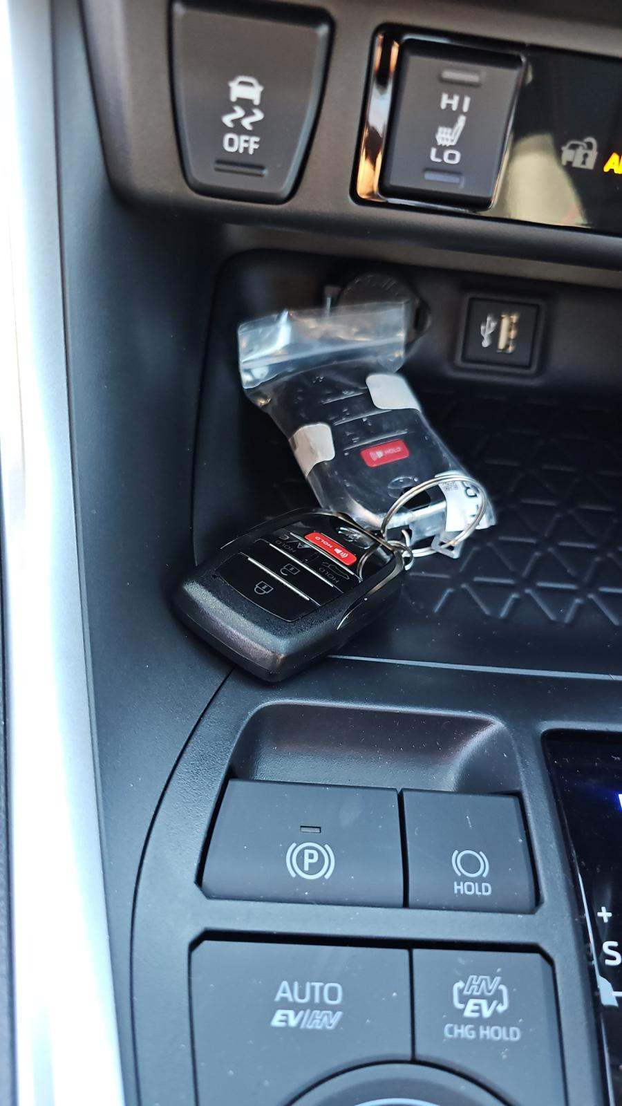 2025 Toyota RAV4 Plug-In Hybrid SE AWD