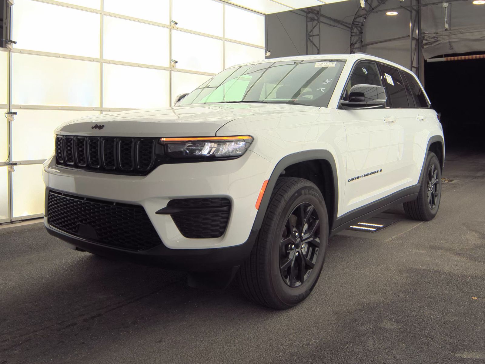 2024 Jeep Grand Cherokee Altitude RWD