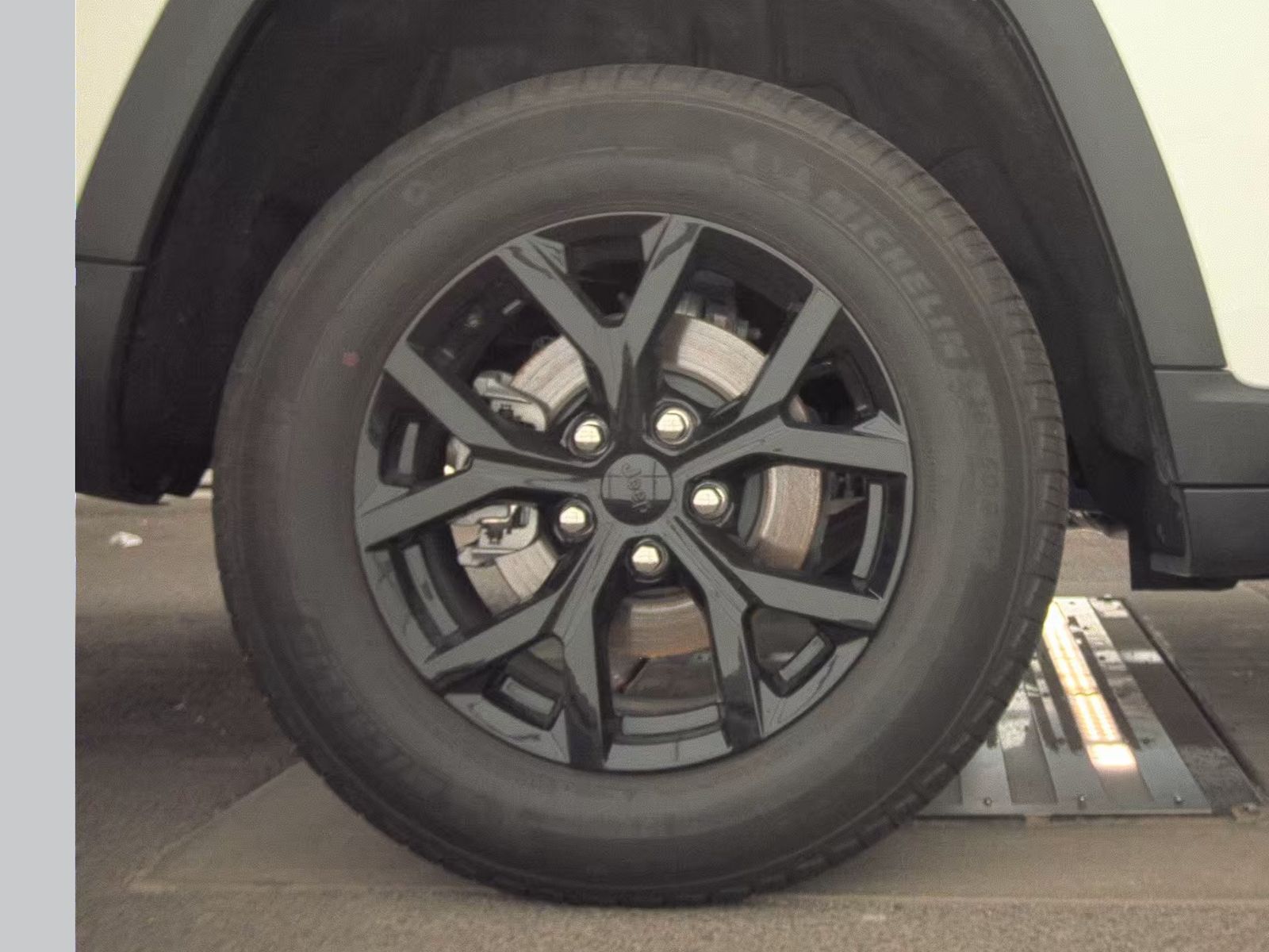 2024 Jeep Grand Cherokee Altitude RWD