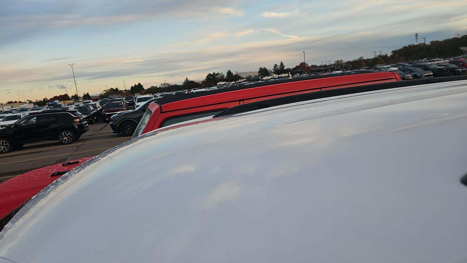 2023 Jeep Grand Cherokee Laredo AWD