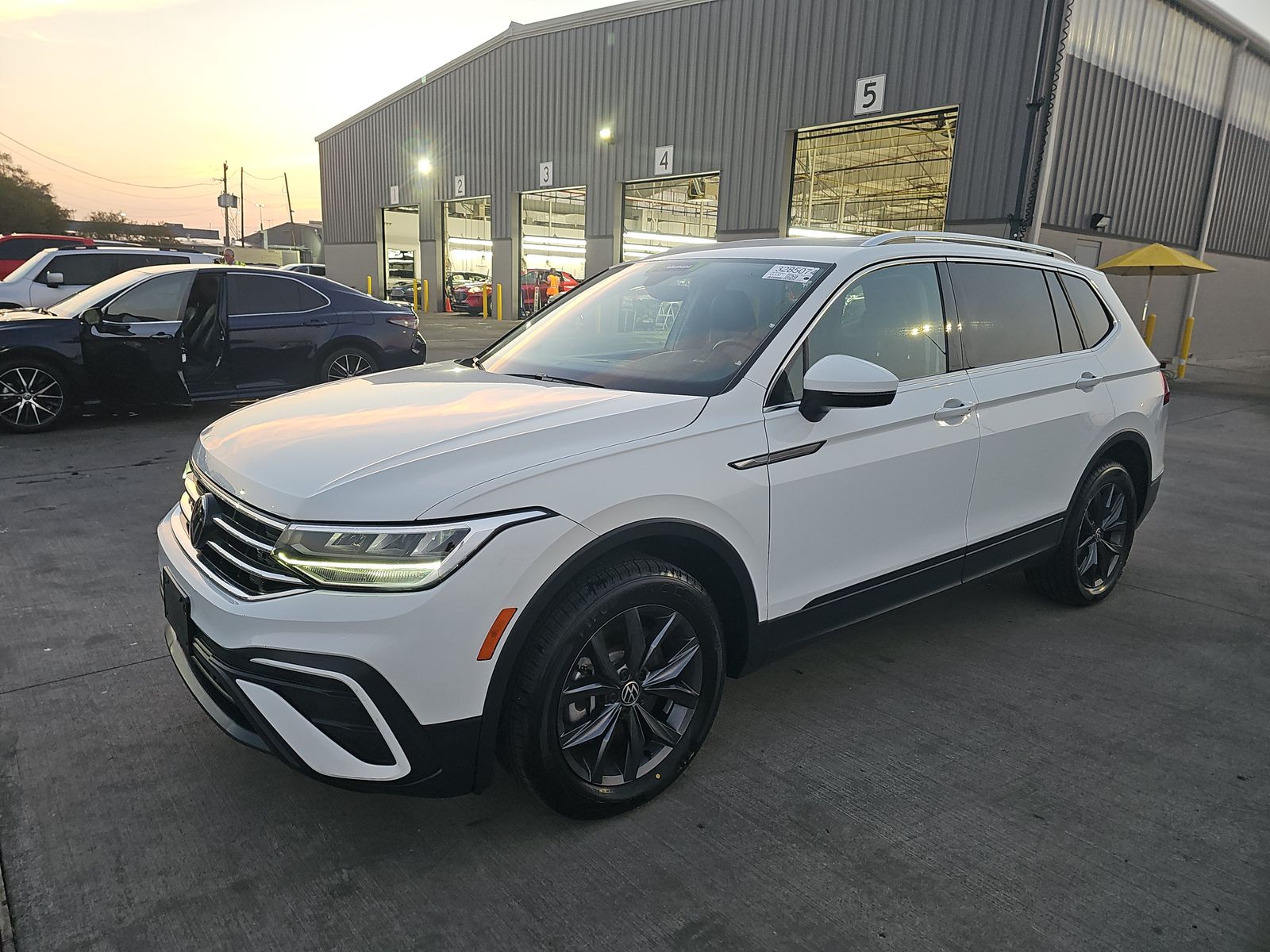 2024 Volkswagen Tiguan 2.0T Wolfsburg Edition AWD