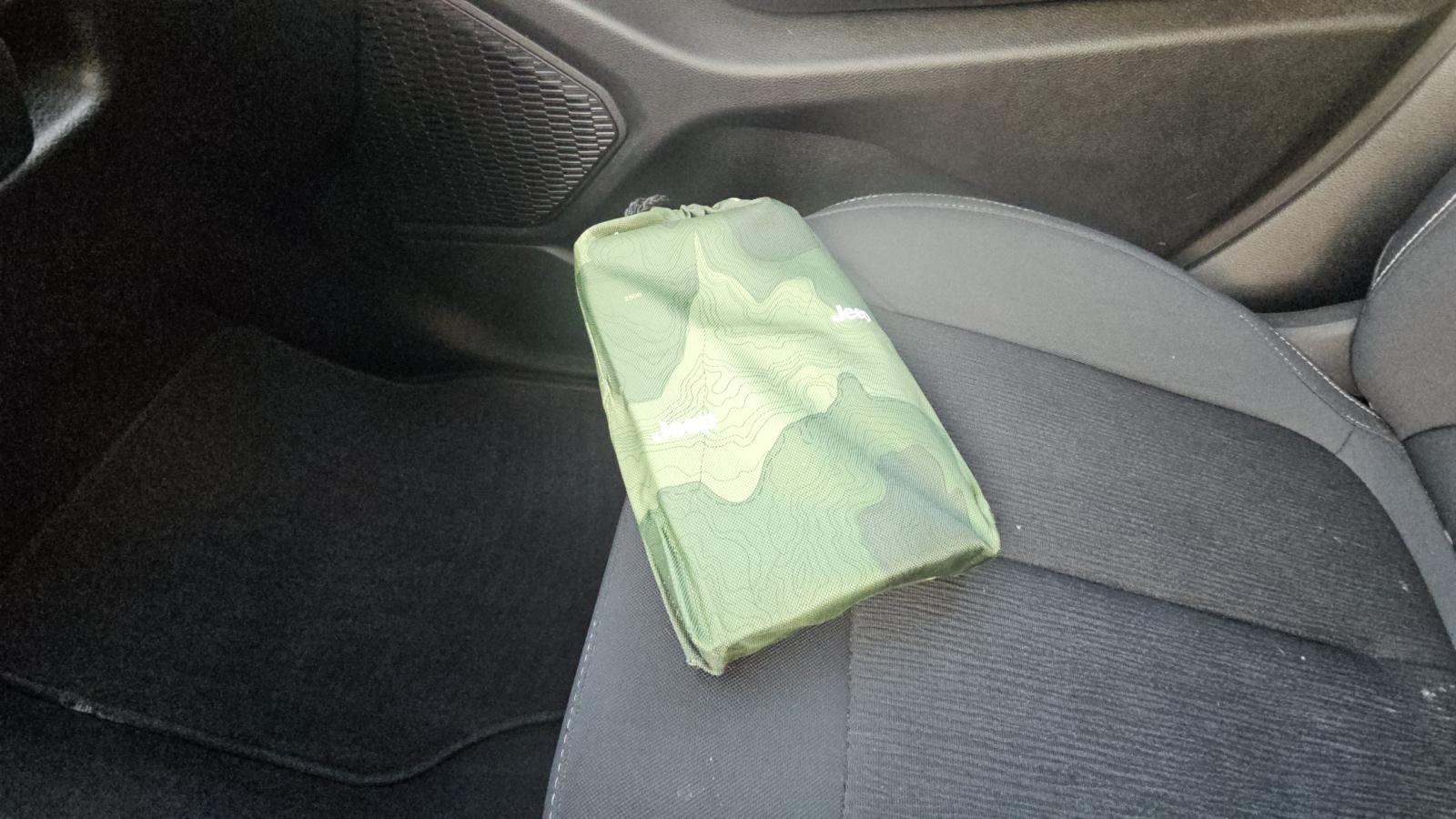 2023 Jeep Grand Cherokee Laredo AWD