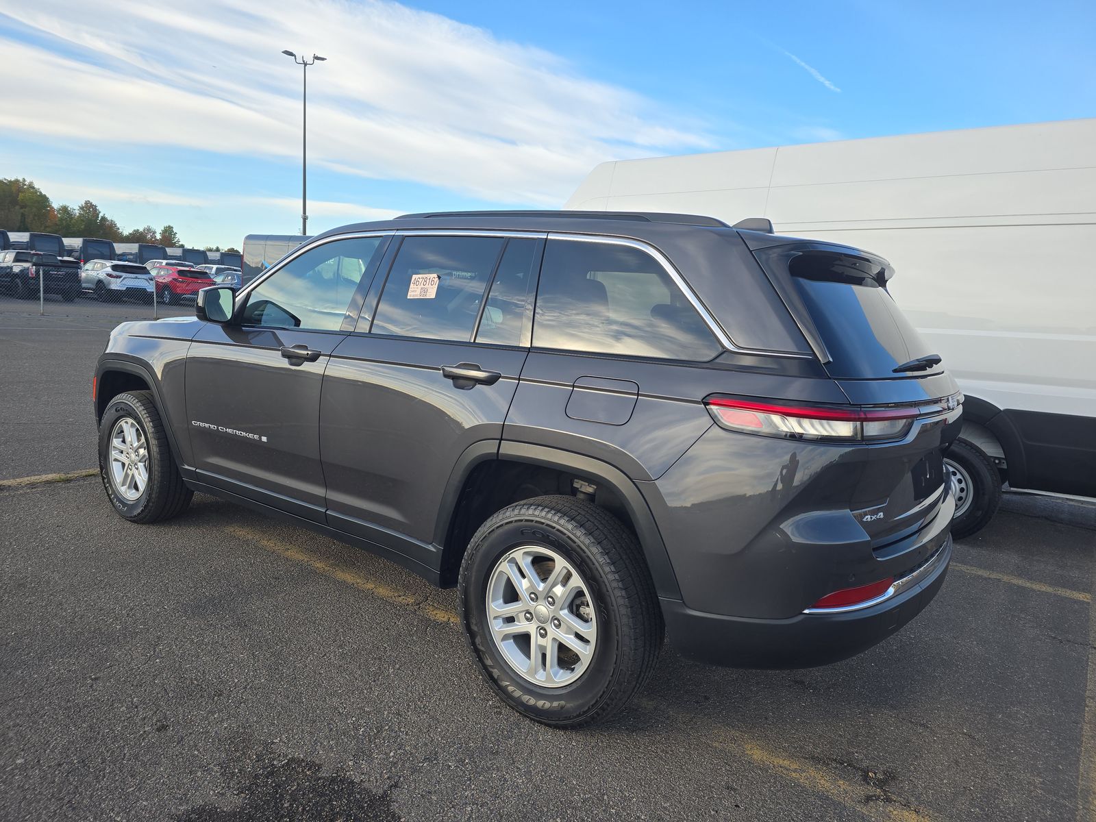 2024 Jeep Grand Cherokee Laredo AWD
