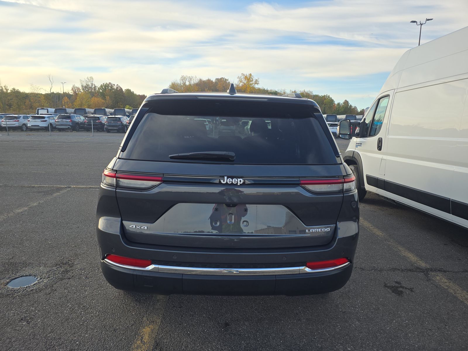 2024 Jeep Grand Cherokee Laredo AWD