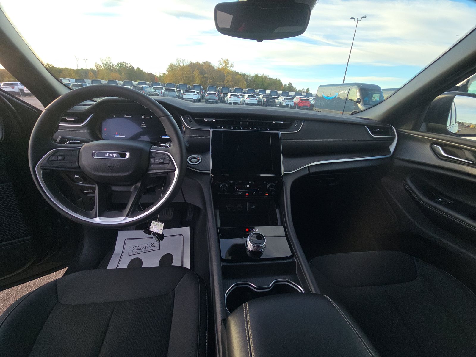 2024 Jeep Grand Cherokee Laredo AWD